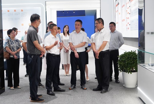 1723b423cdfb2ee8b95e9eb91c058765