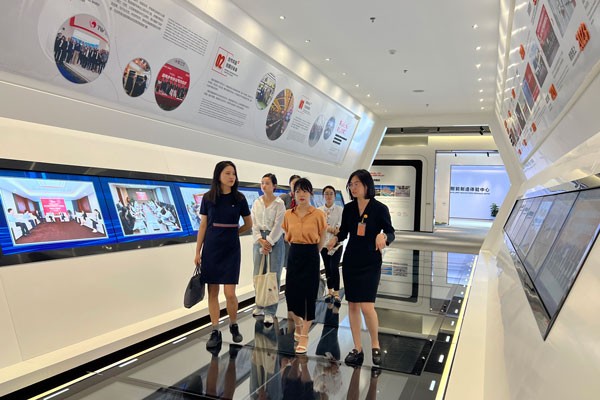 0118fadc00656415c50cbfa089cd8881