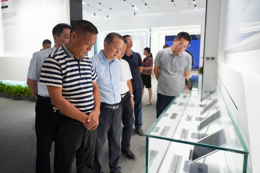 f2ccbe5b474e9c59eb691266d6e652b8