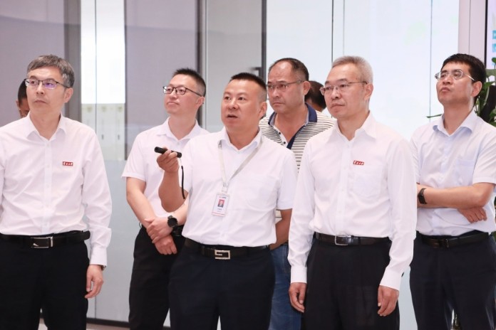 fda549afb41254d292b76064fb639383