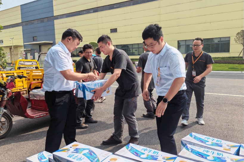 78e912e242248a3958380087e40ae377