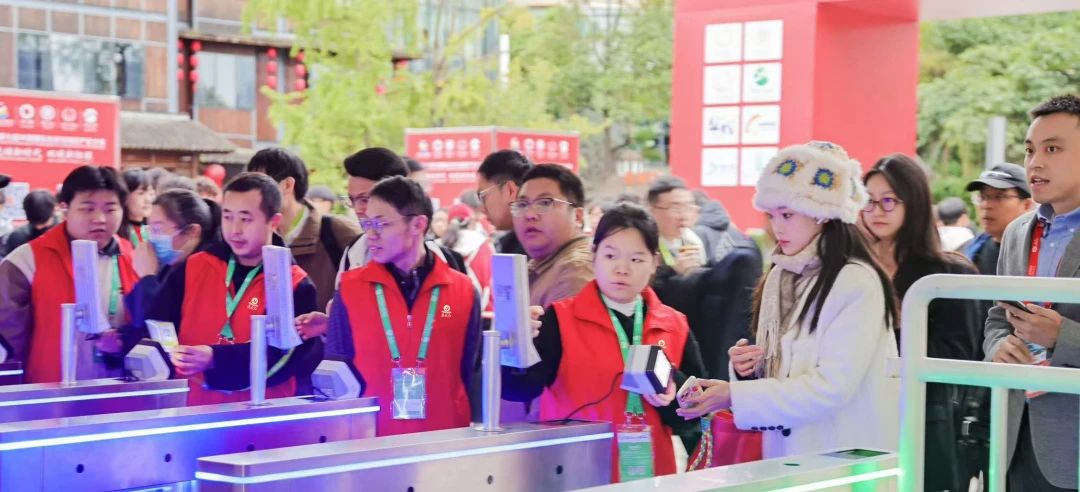 988eaa0d872cafcec5b16ddcaae0630d