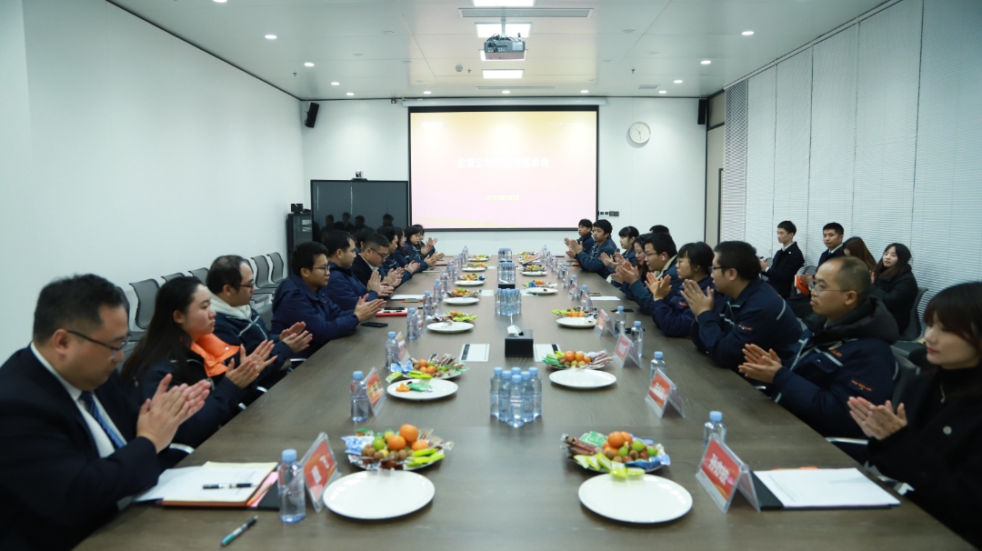 0143a13a4a1b7272621b72290a42bd54