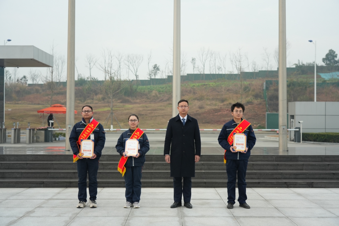 7b1648fc69c4de5be20d429b89daf127