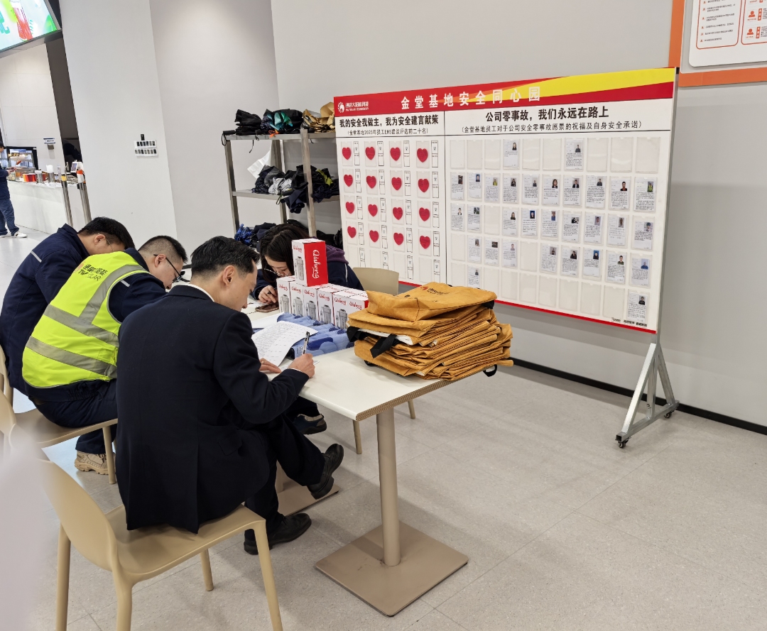 555afae04845d20ced40bd9faac4e47a