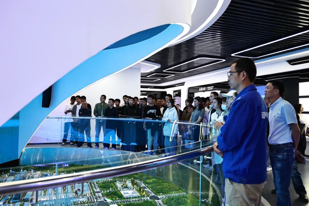 3e5560b2bb2c64d623b28a35dce15950