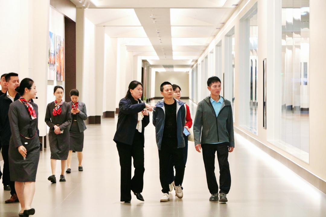 7707fa6def1a42c9dbedd3a9c4398243