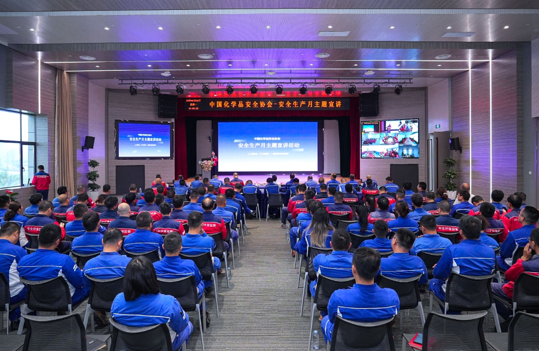 00e60841953d7b2ca1a1539d68e38bdb