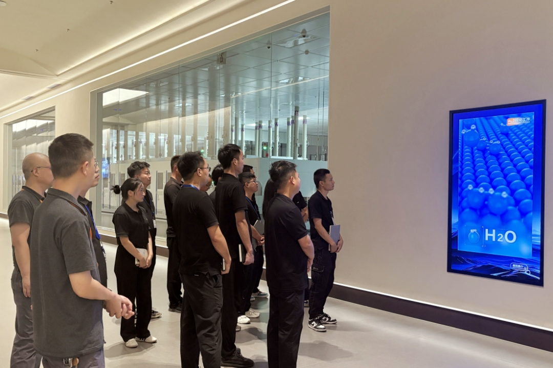 a8973c6a34959a0ee88e9a35980355d5