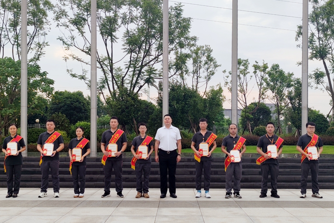 ea4e12dfe0fd6c5409d8f2c5d6471f2d