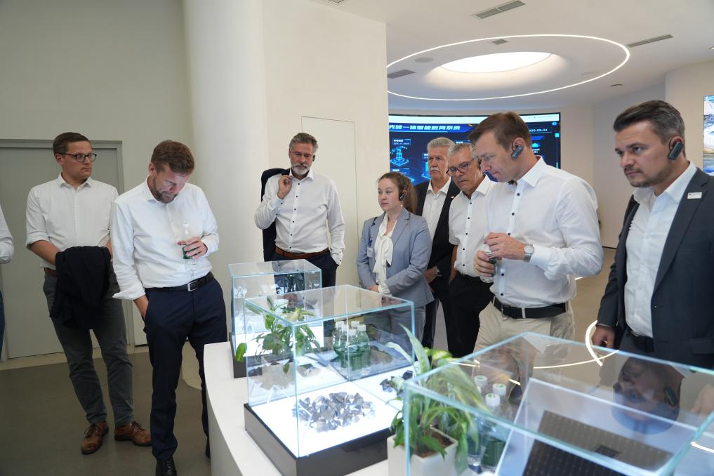 9e5736645111f5f189eeee373ea07dbd