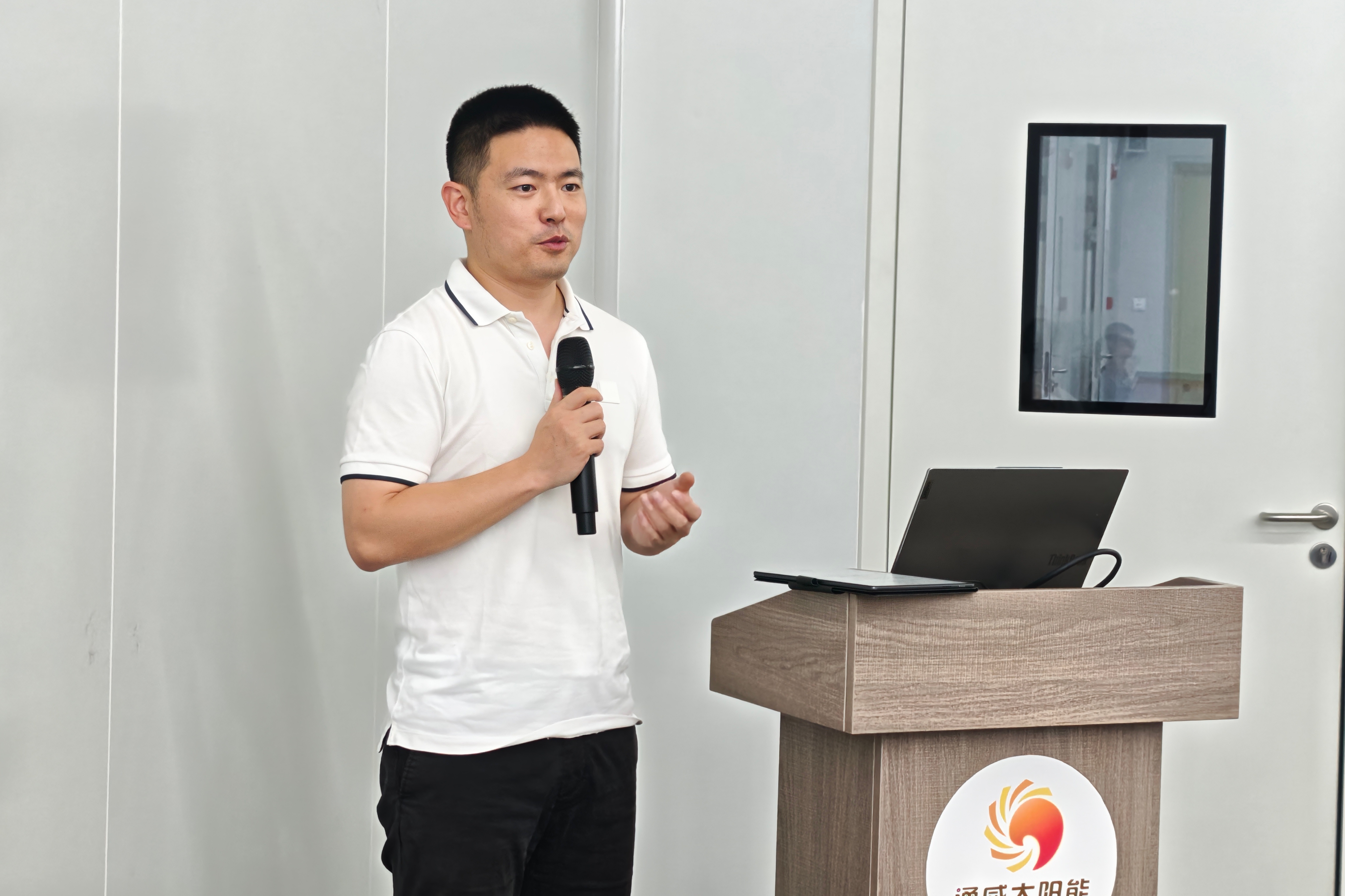 06e42fb991e5c79c2768951926c74f21