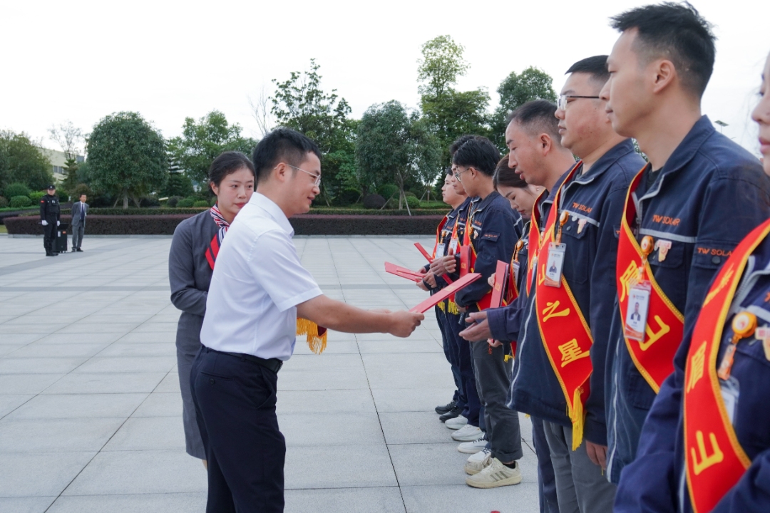 0f40b17413a46ca266260b5cb3b3719f