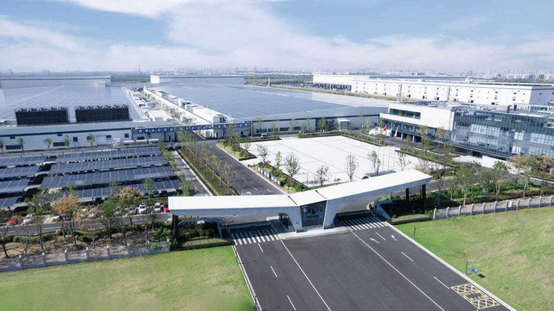 ef4bab9b2bd7a4f668501a67a71c9898