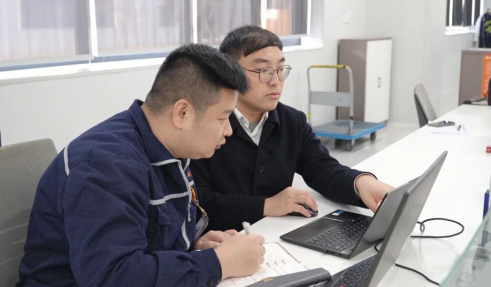 349e4d3bbf9f93e731ce1fb5da2b7329